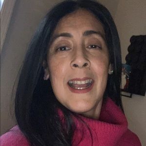 Meet your Posher, Leonor